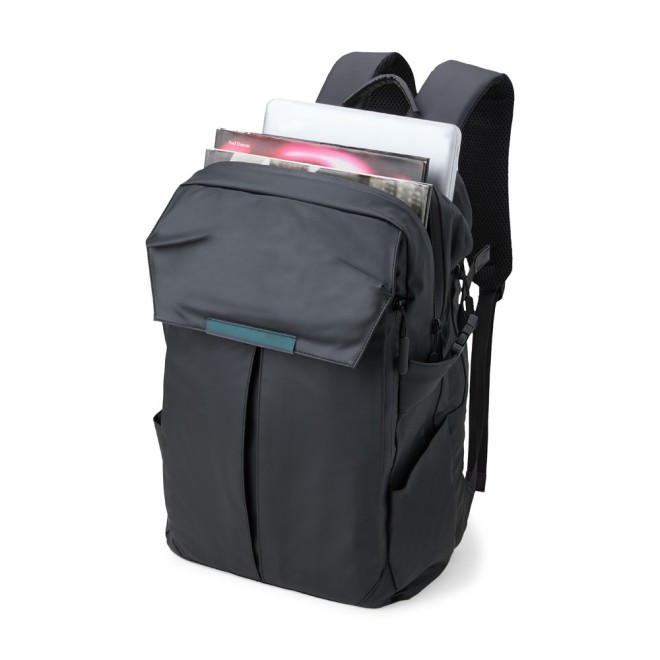Mochila Couro Sintético 30 Litros Personalizada Mochila Couro Sintético 30 Litros Personalizada