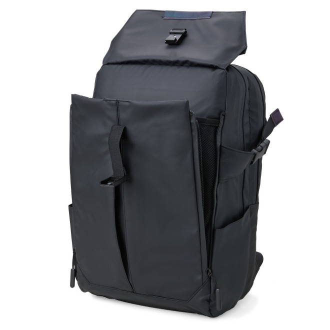 Mochila Couro Sintético 30 Litros Personalizada Mochila Couro Sintético 30 Litros Personalizada