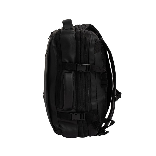 Mochila de Couro Sintético 36 Litros Personalizada Mochila de Couro Sintético 36 Litros Personalizada