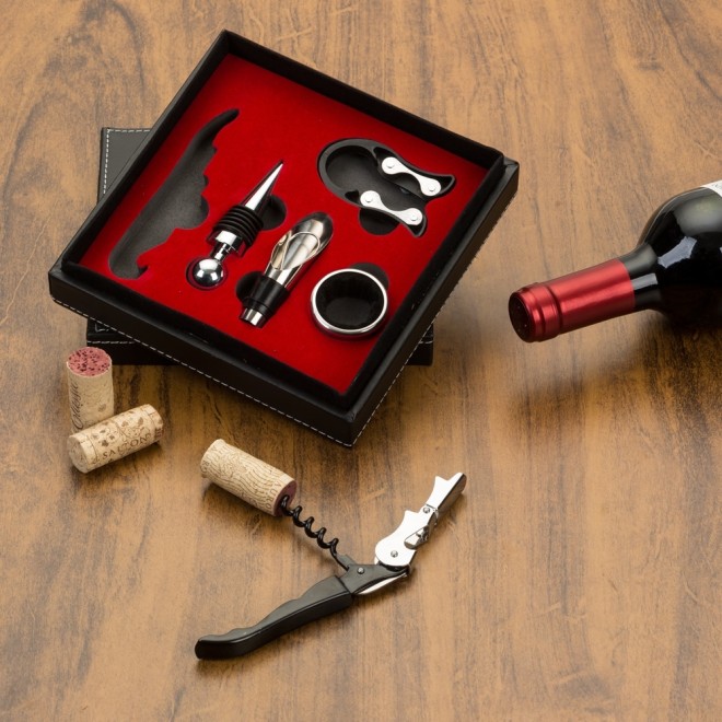Kit Vinho Personalizado Com Logo Kit Vinho Personalizado Com Logo
