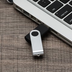Pen Drive Giratório Metálico Personalizado Pen Drive Giratório Metálico Personalizado